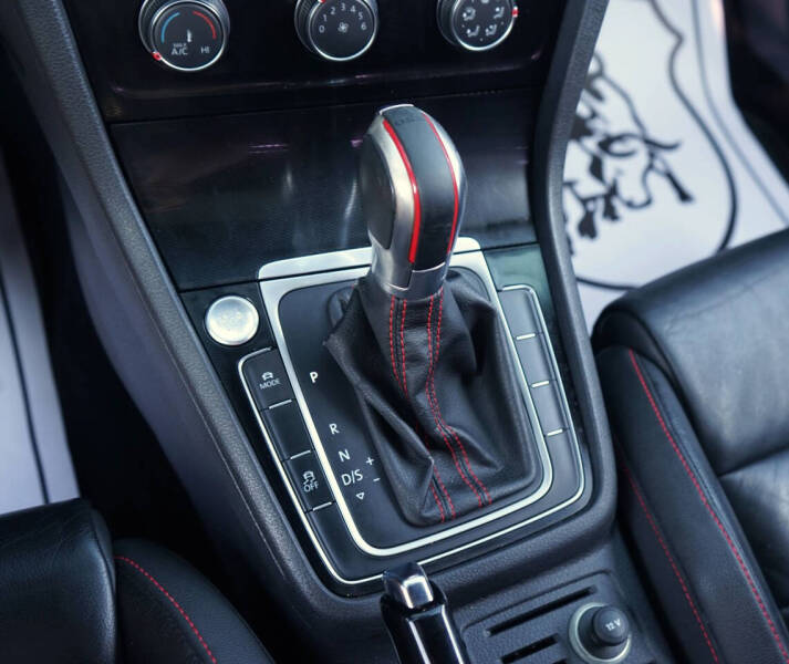 2015 Volkswagen Golf GTI