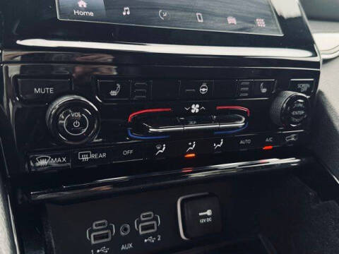 2022 Jeep Grand Cherokee Altitude