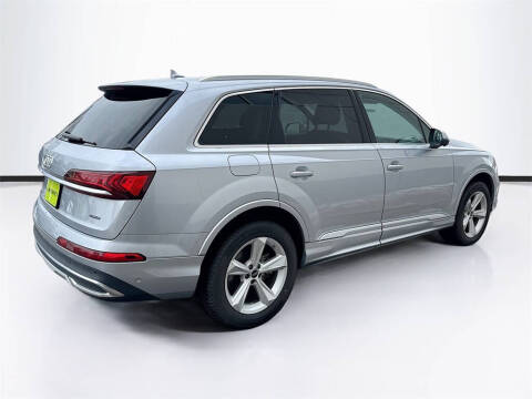 2022 Audi Q7 quattro Premium 55 TFSI