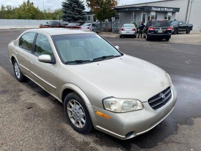 2000 Nissan Maxima for sale at WELLER BUDGET LOT in Grand Rapids MI