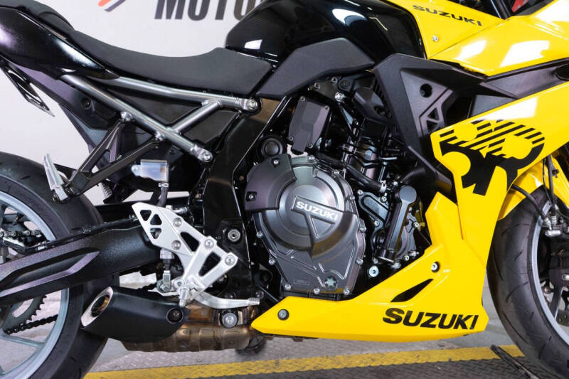 2024 Suzuki GSX-8R