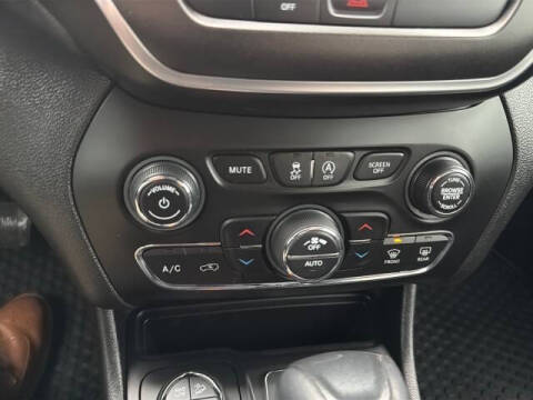 2019 Jeep Cherokee Trailhawk