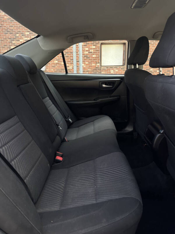 2017 Toyota Camry LE