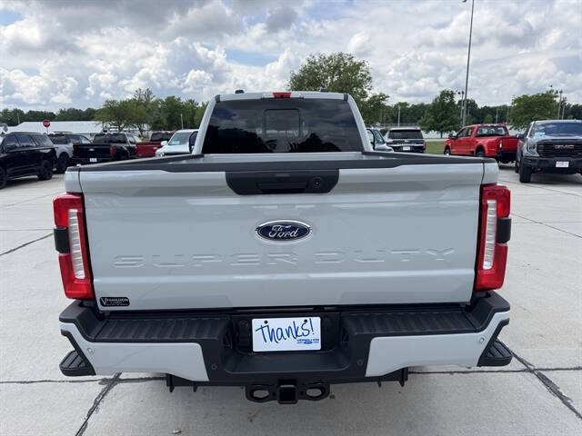 2025 Ford F-350 Super Duty XLT