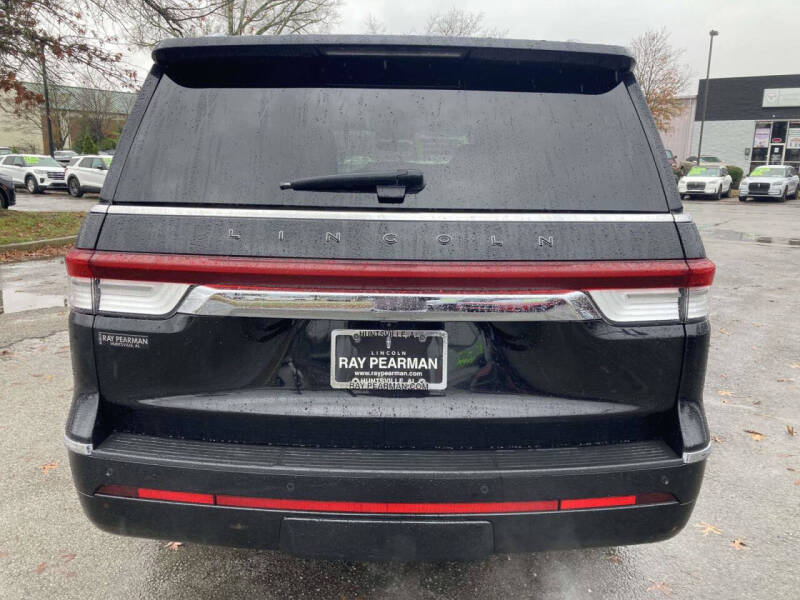 2022 Lincoln Navigator Black Label