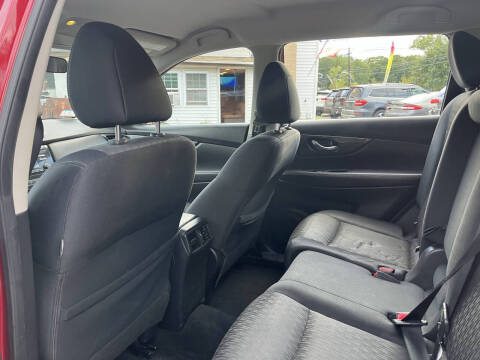 2017 Nissan Rogue SV