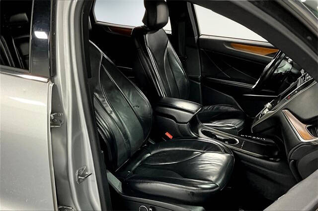 2019 Lincoln MKC Select