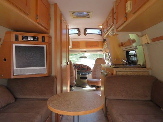 2006 Ford E-Series E-350 SD