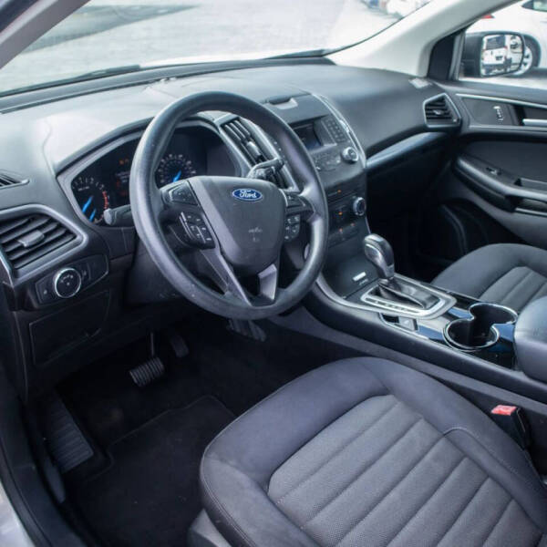 2018 Ford Edge SE