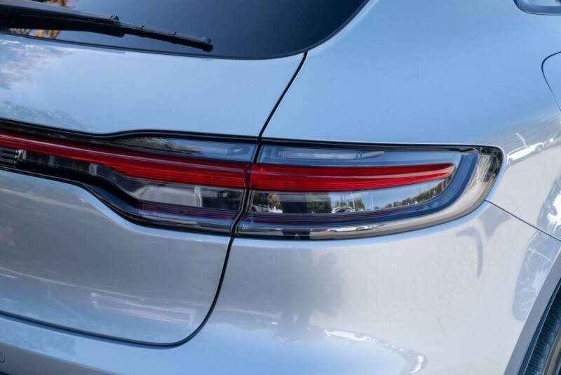 2026 Porsche Macan T