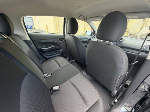 2024 Mitsubishi Mirage ES