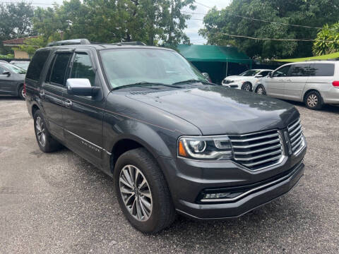 2017 Lincoln Navigator Select