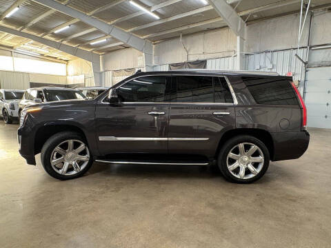 2017 Cadillac Escalade Luxury