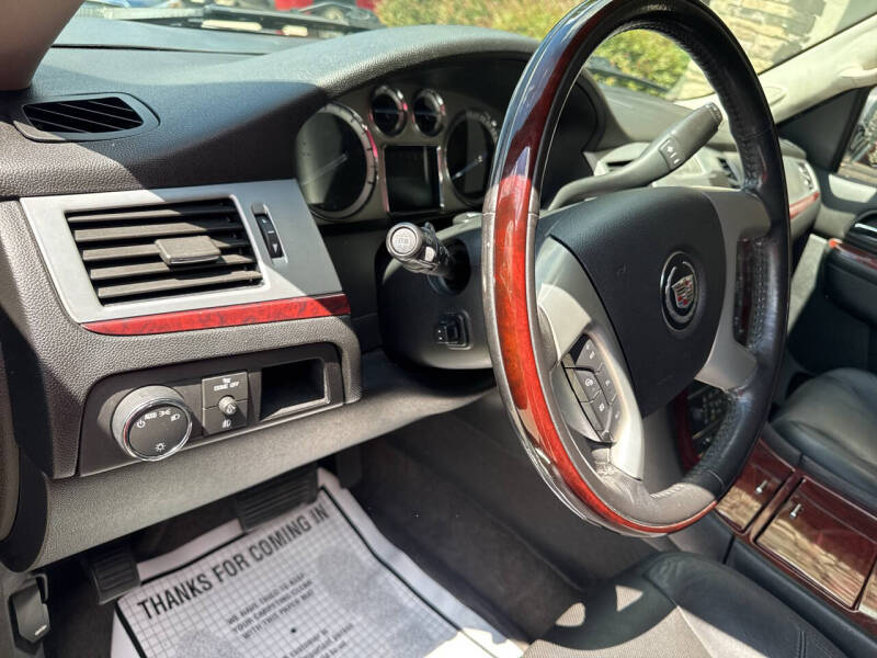 2012 Cadillac Escalade Luxury