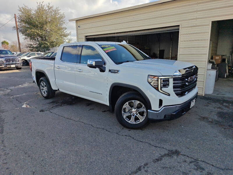 2024 GMC Sierra 1500 SLT