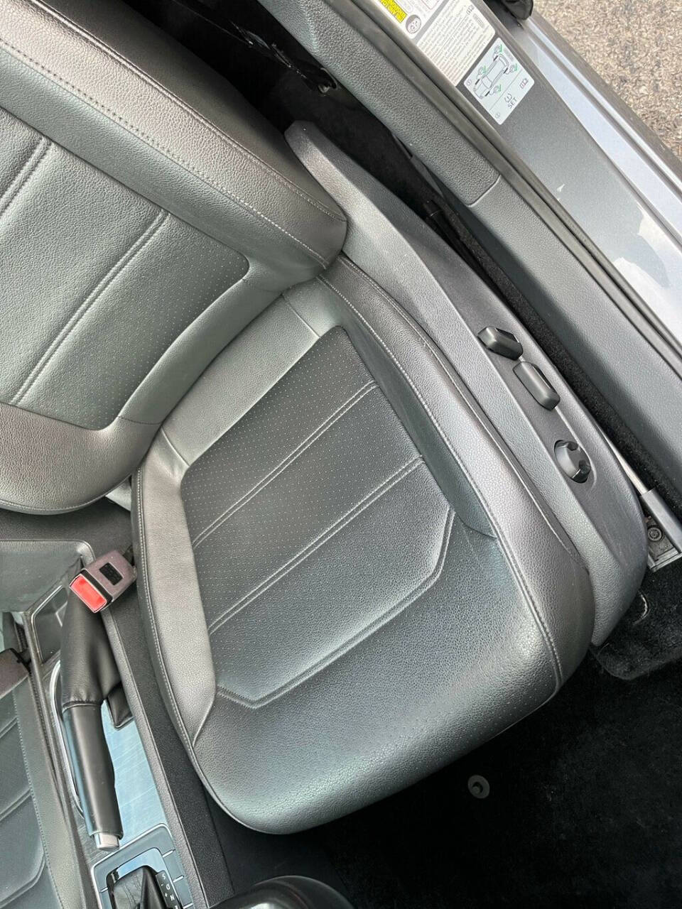 2017 Volkswagen Passat 21