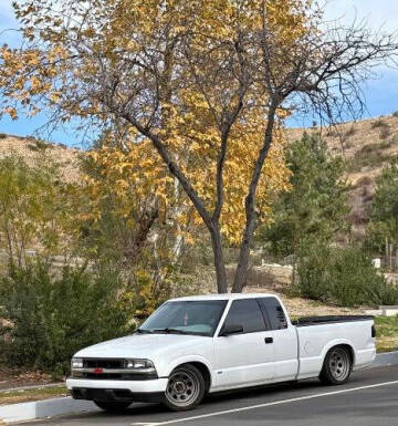 1998 Chevrolet S-10 for sale at Classic Car Deals in Cadillac MI