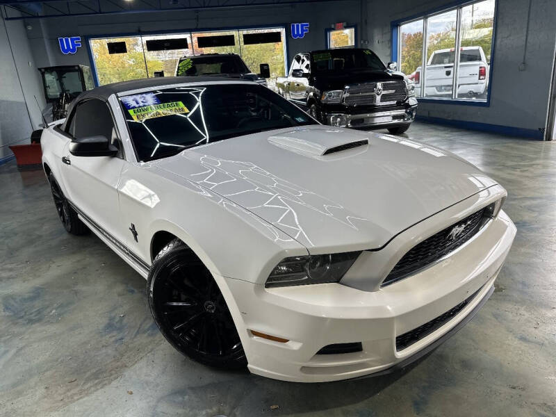2013 Ford Mustang V6