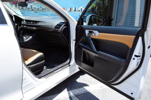 2015 Lexus CT 200h