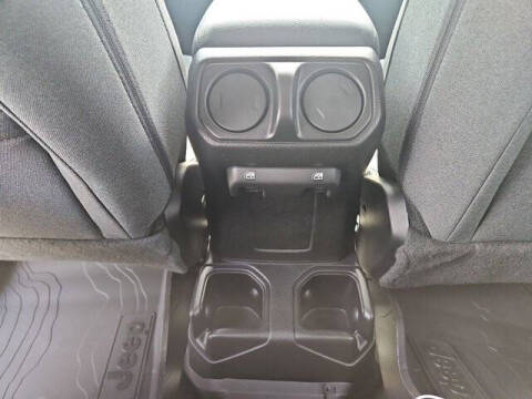 2025 Jeep Gladiator Willys