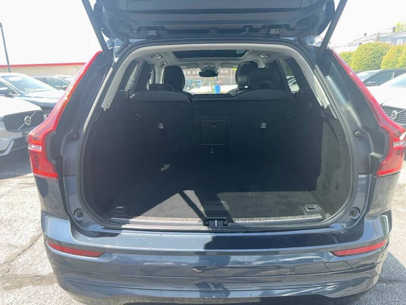 2023 Volvo XC60 B5 Core