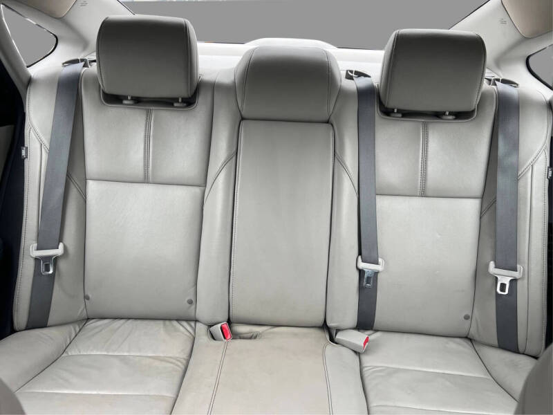 2013 Toyota Avalon Hybrid XLE Touring