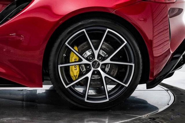 2025 Lotus Emira V6 Base