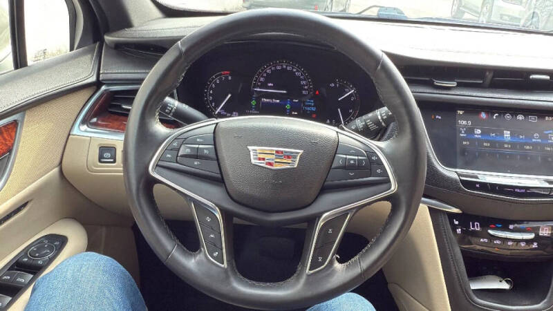 2017 Cadillac XT5 Premium Luxury