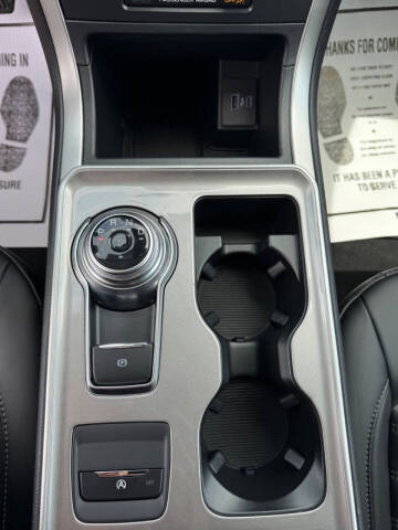 2024 Ford Edge