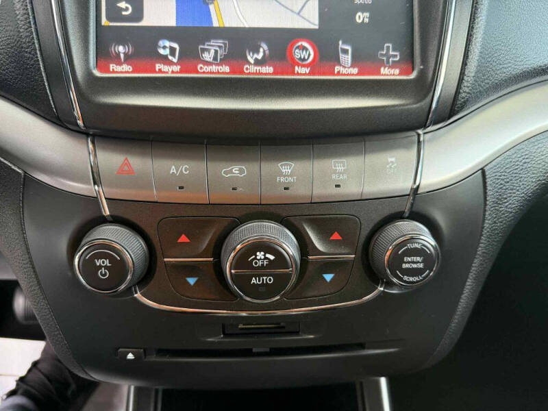 2018 Dodge Journey Crossroad