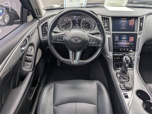 2022 Infiniti Q50 Luxe