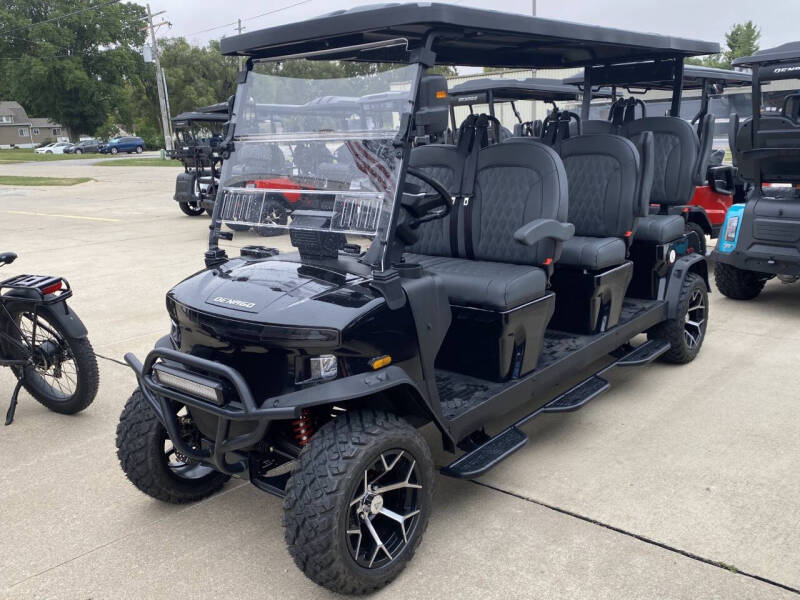 2025 Denago EV Rover XXL 6 Forward Facing