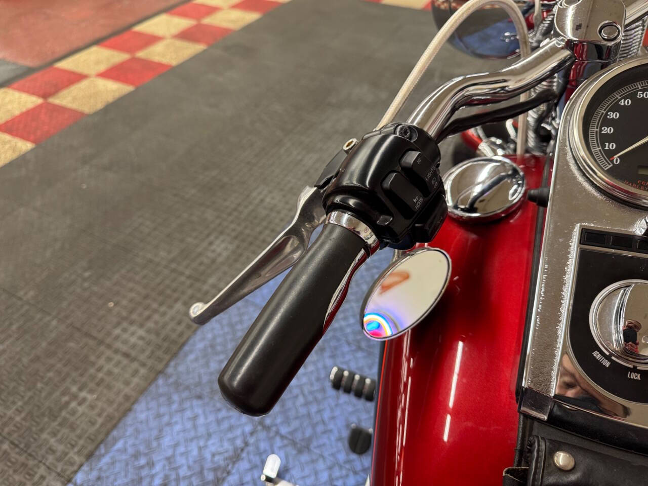 1999 Harley-Davidson FXSTS 19