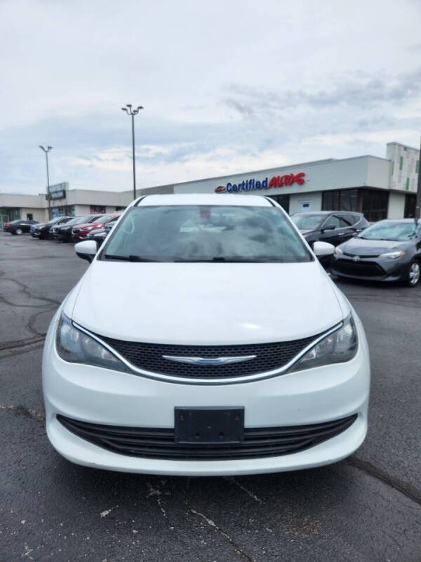 2017 Chrysler Pacifica Touring
