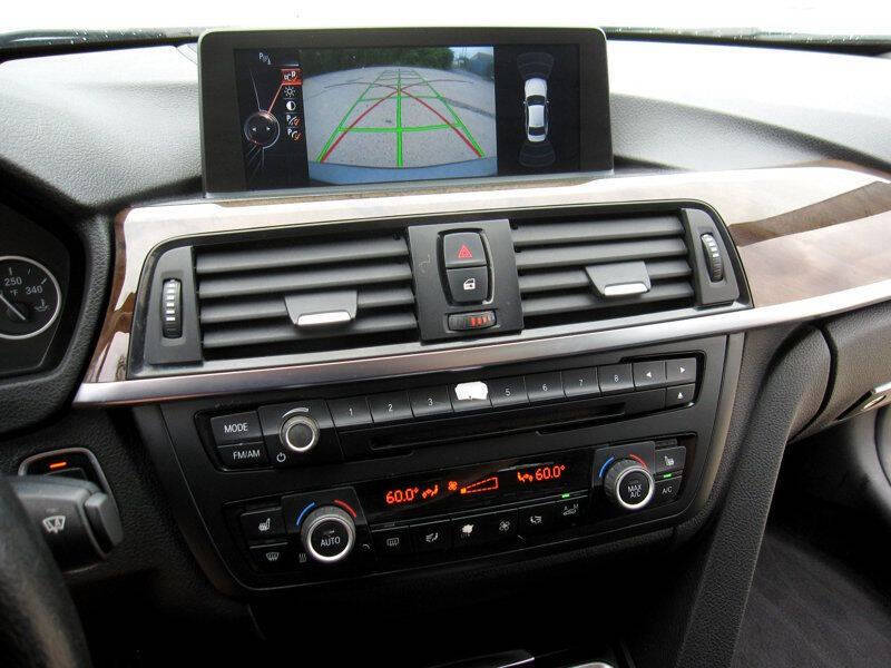 2015 BMW 3 Series 328i xDrive