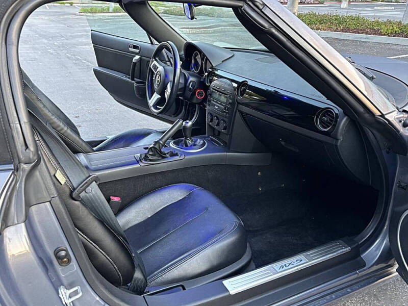 2006 Mazda MX-5 Miata