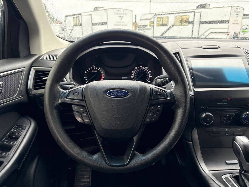 2015 Ford Edge SE