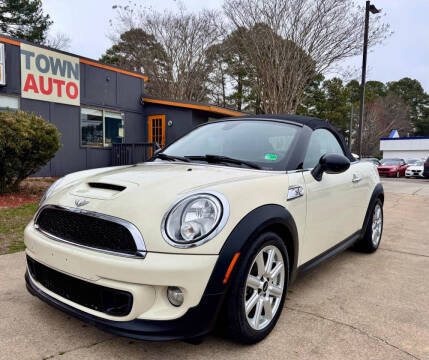 2013 MINI Roadster for sale at Town Auto in Chesapeake VA