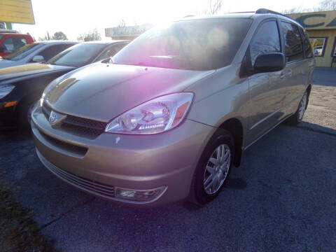 2005 Toyota Sienna LE 7 Passenger