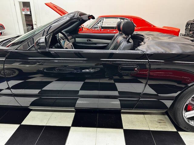 2005 Ford Thunderbird Deluxe