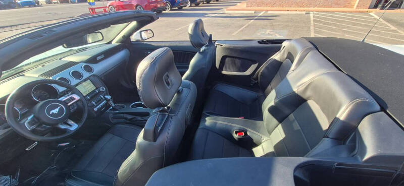 2017 Ford Mustang EcoBoost Premium