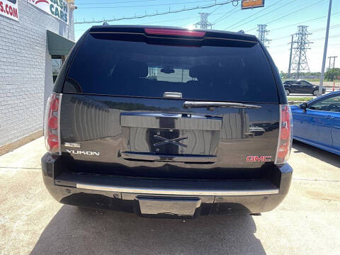 2012 GMC Yukon Denali