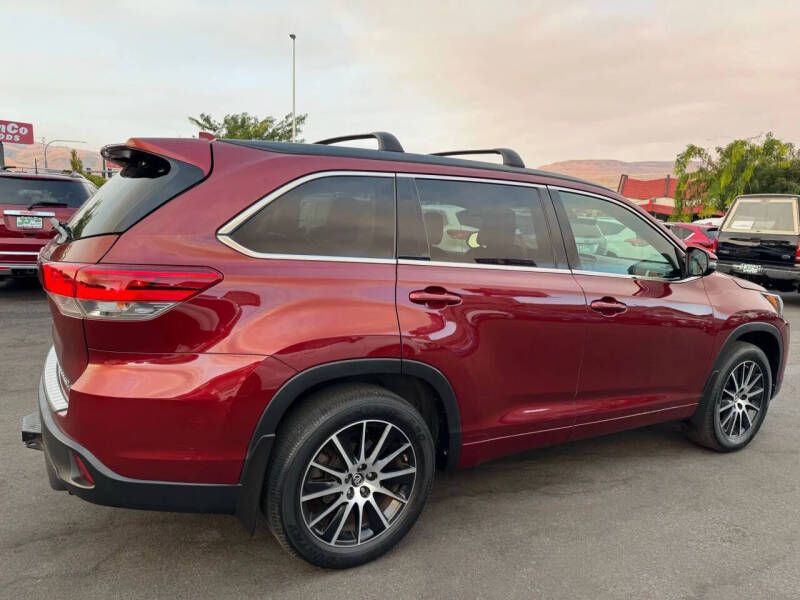 2017 Toyota Highlander