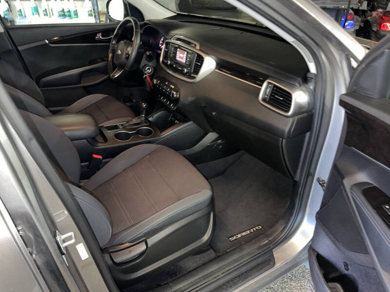 2016 Kia Sorento LX V6