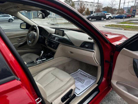 2012 BMW 3 Series 328i