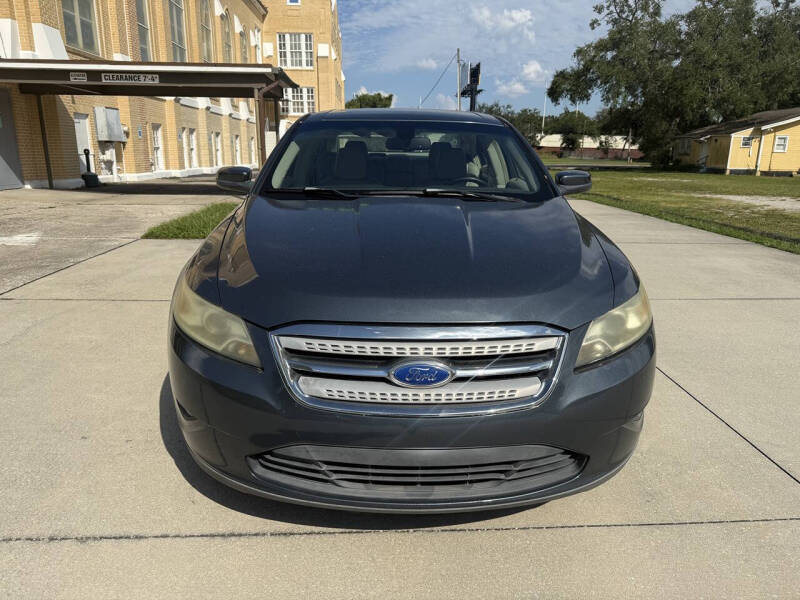 2010 Ford Taurus SEL
