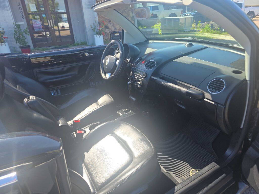 2008 Volkswagen New Beetle Convertible 57