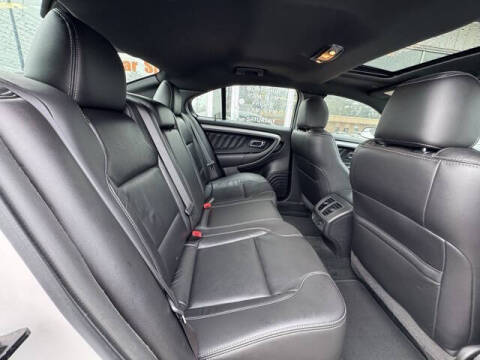 2016 Ford Taurus SEL