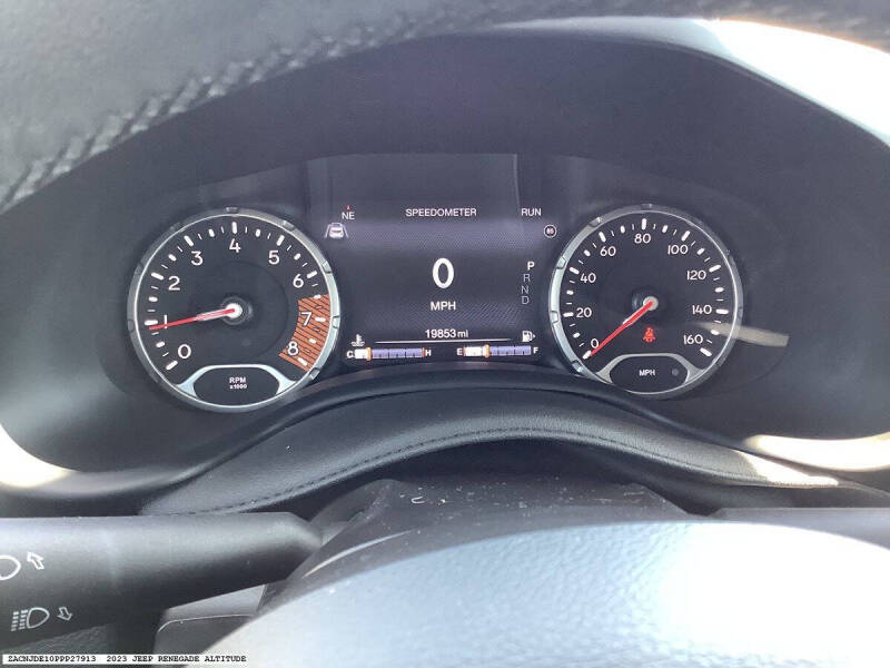 2023 Jeep Renegade Altitude