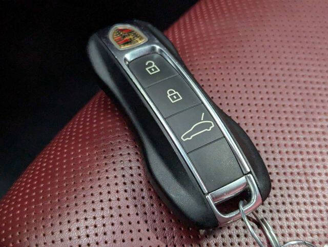 2018 Porsche Panamera 4S